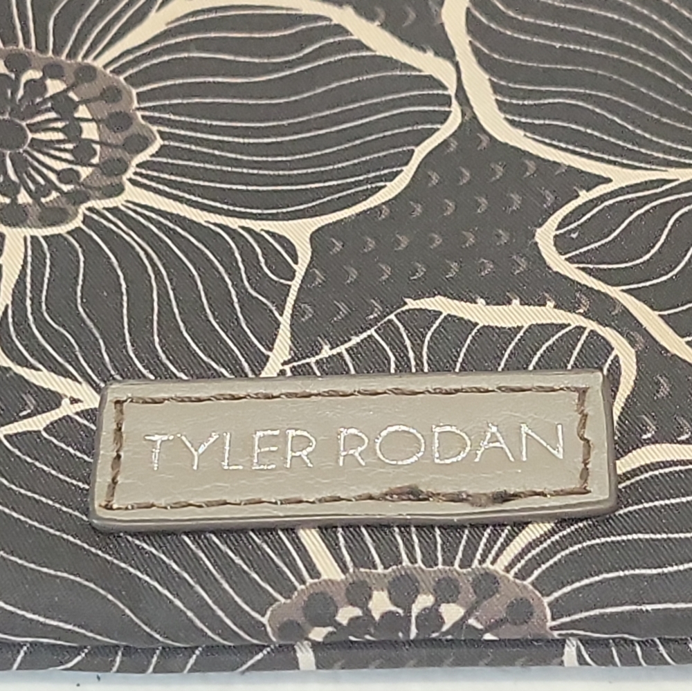 Tyler Rodan Wristlet - Picture 2 of 5